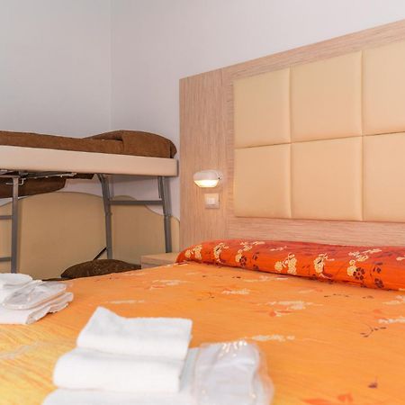 Hotel Croce Del Sud リミニ エクステリア 写真