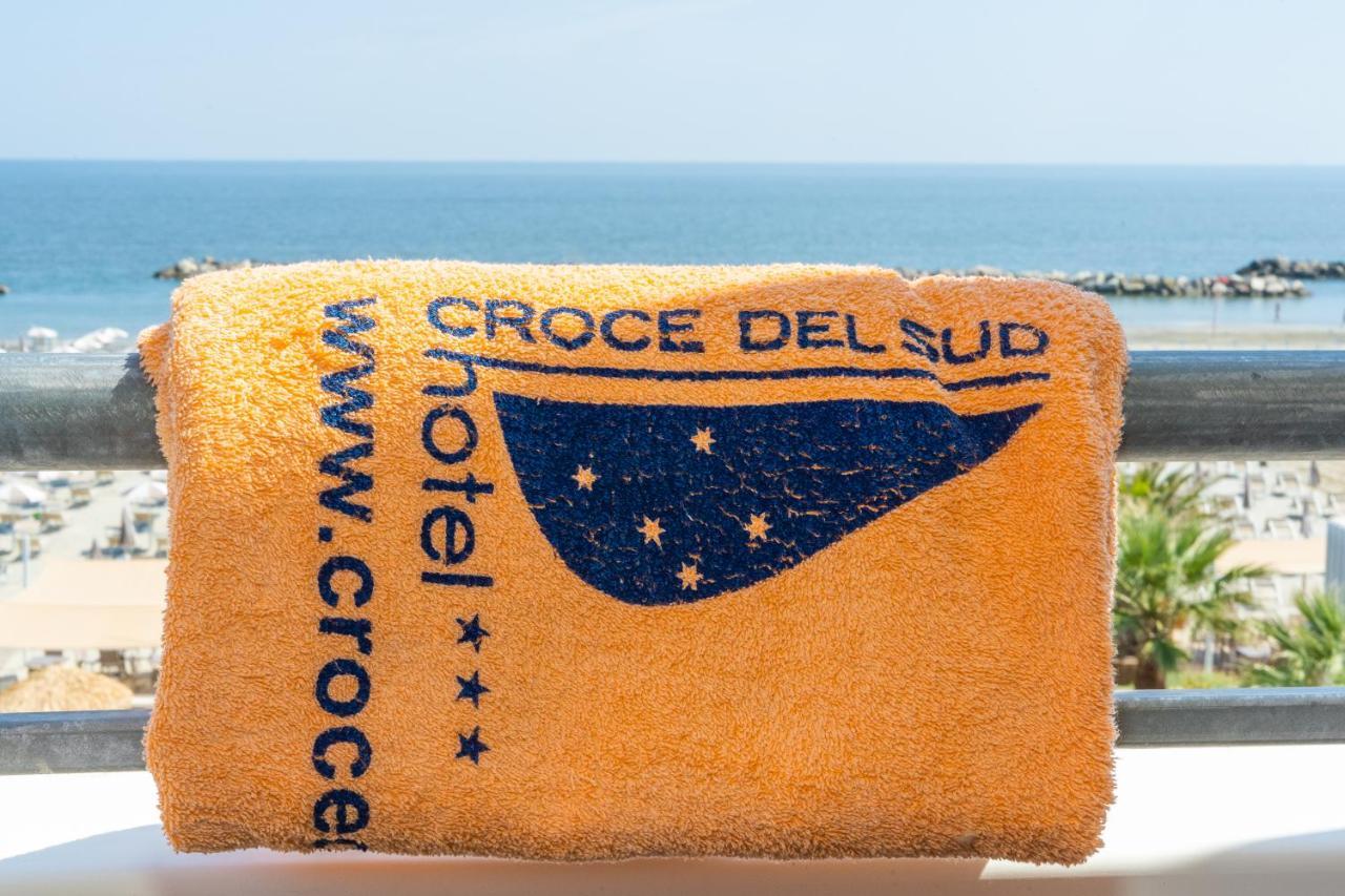 Hotel Croce Del Sud リミニ エクステリア 写真