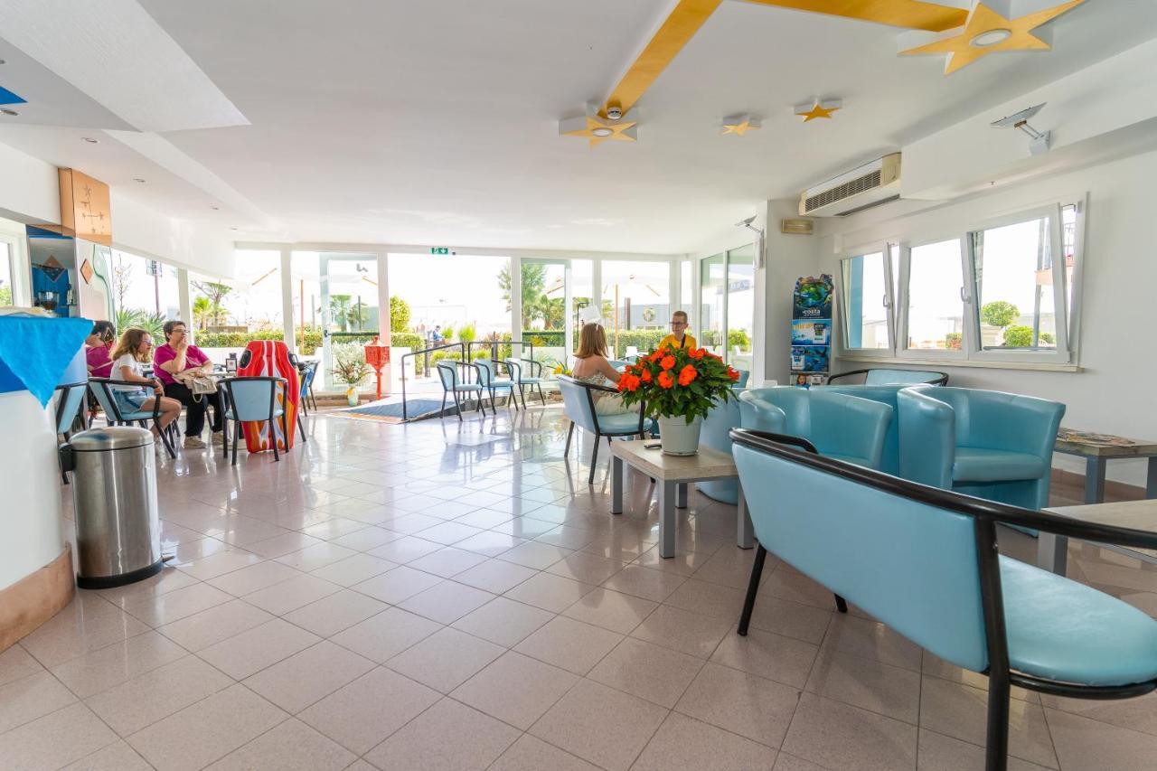 Hotel Croce Del Sud リミニ エクステリア 写真